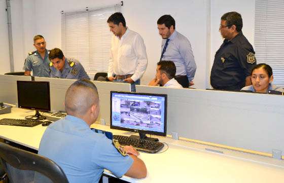 Seguridad y AMT articulan acciones para combatir al transporte ilegal